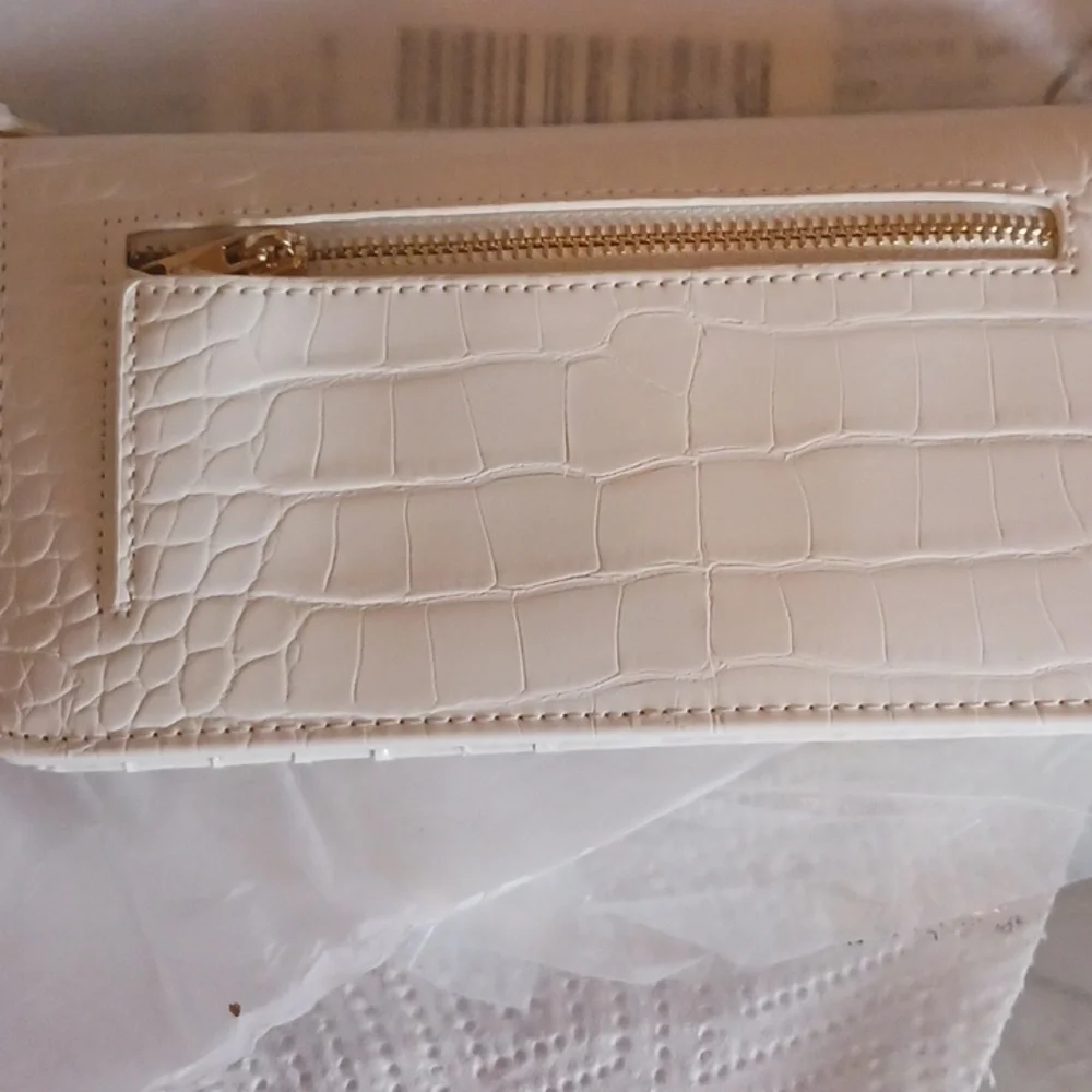 Aldo beautiful new